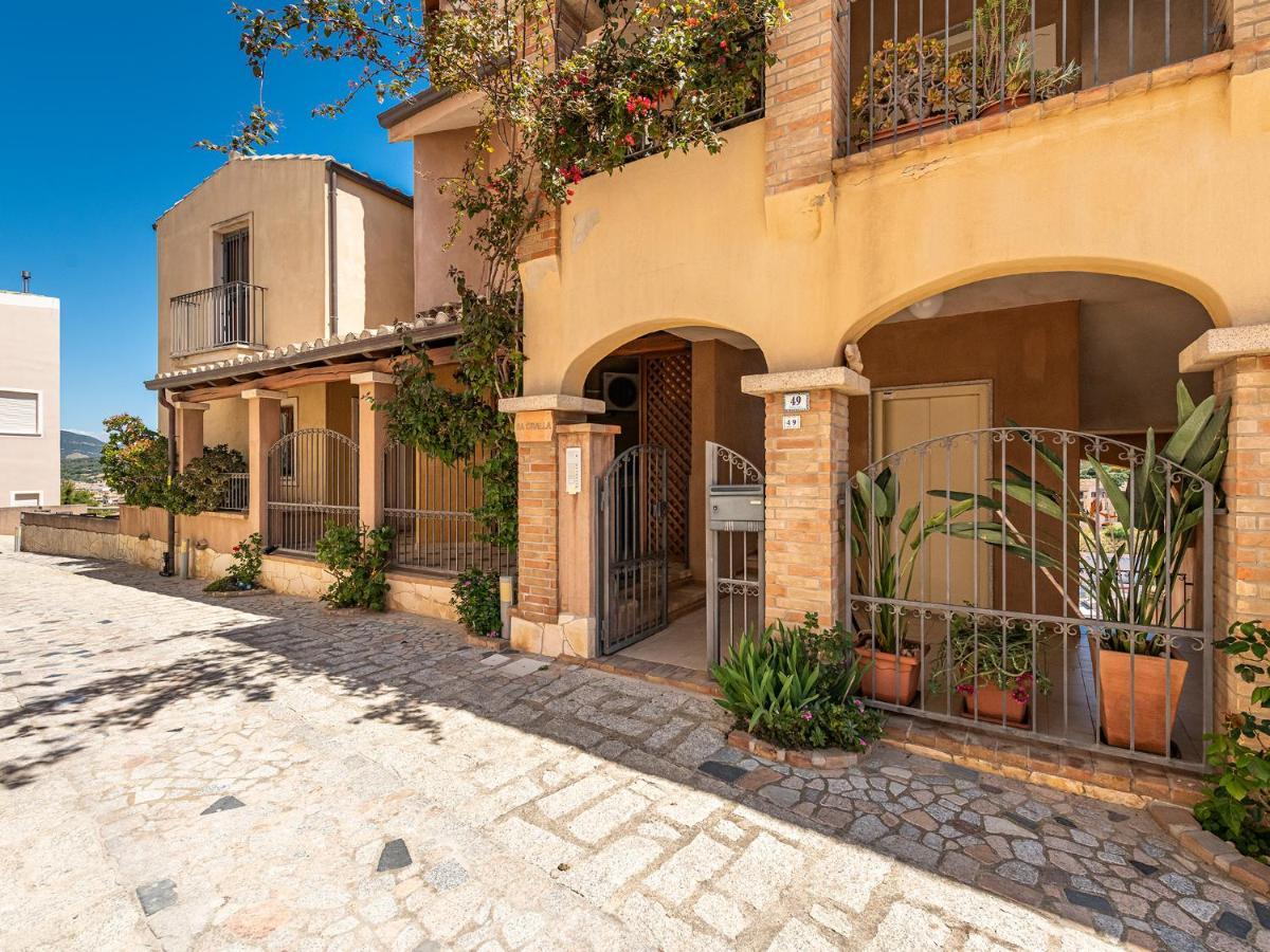 Gente Di Mare Lägenhet Villasimius Exteriör bild